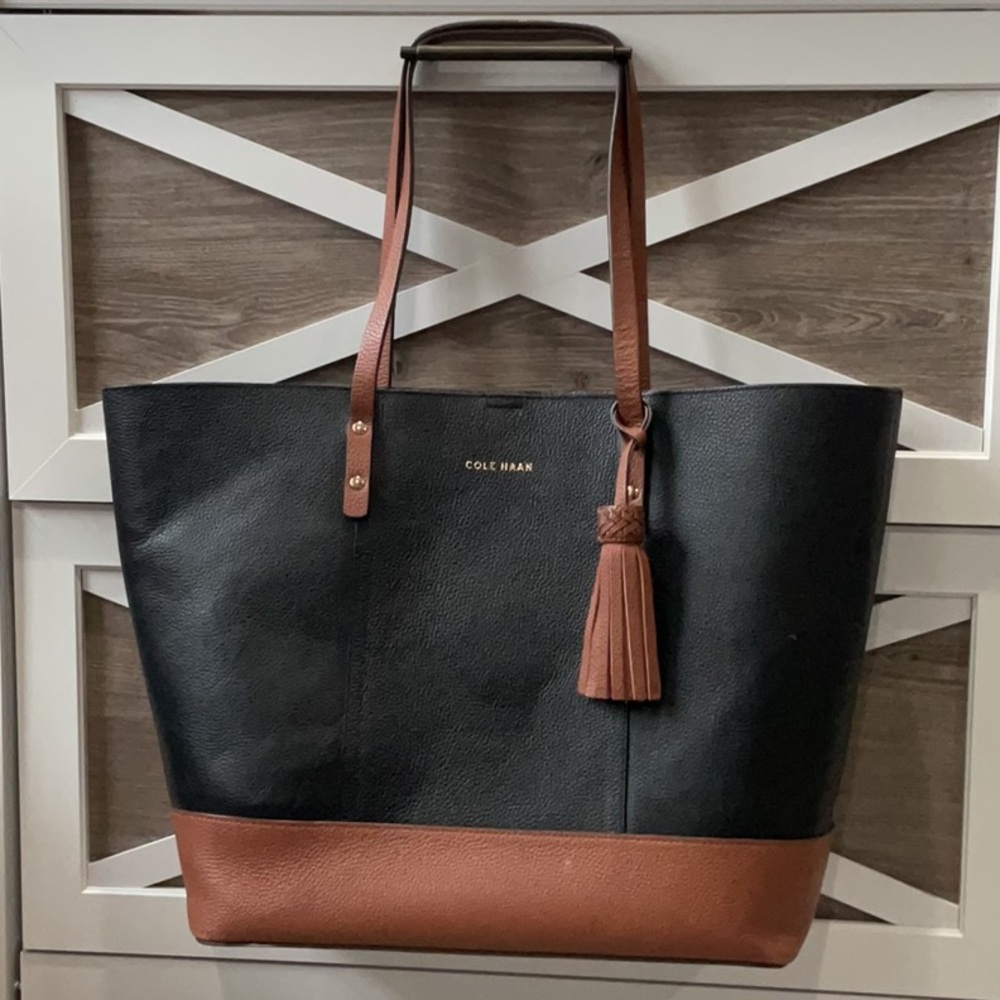 Closet Cleanout Sale! Large Cole Haan Tote